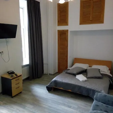 Apartment Grata -